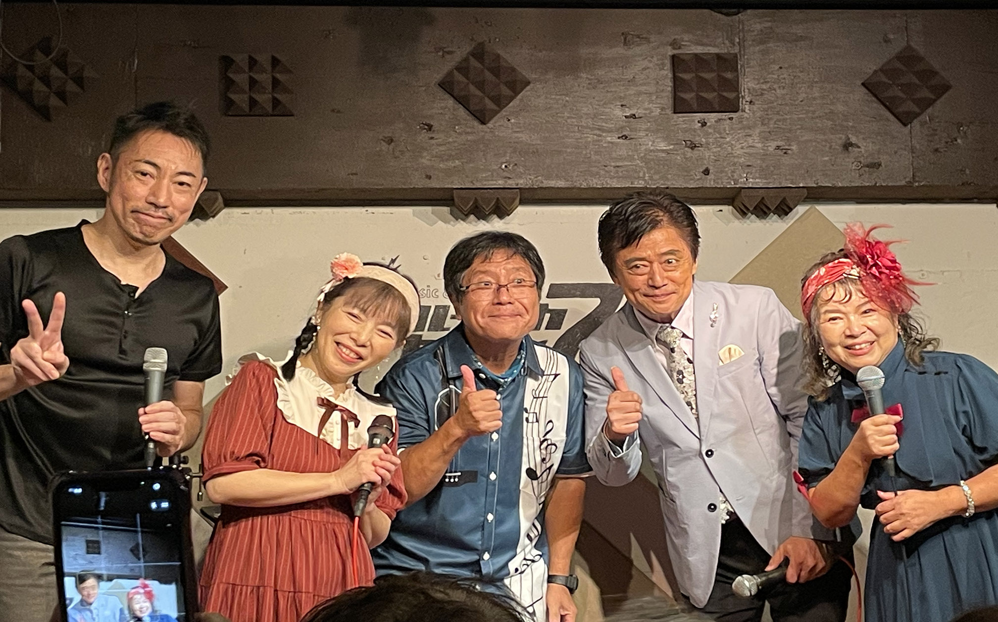 出演者集合写真